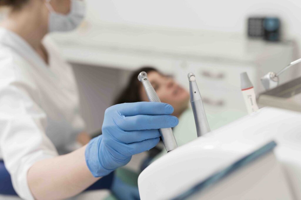 Quanto costa la pulizia dei denti 1 Quanto costa la pulizia dei denti